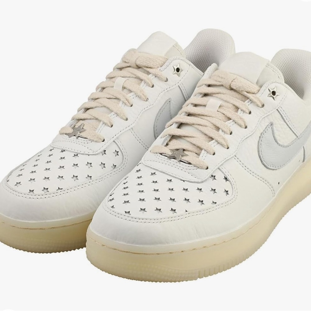 Women’s Nike Air Force 1 - Like new